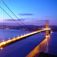 Golden Gate Bridge at early sunset