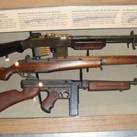 WWII US guns