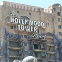 hollywood tower hotel
