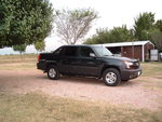 2002 chevy avalanch black