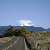 Mt Hood cloud cap