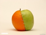 Orange VS Aple