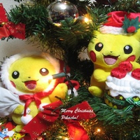 Christmas Pikachu's