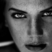 Unknown Model Black White