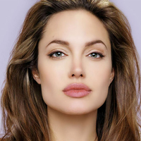 ANGELINA JOLIE