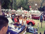 LOWRIDER SHOW GIRLS