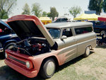 CLASSIC CHEVY SUBURBAN