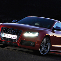 Audi S5 at night