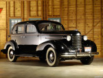 1937 Oldsmobile Six Touring