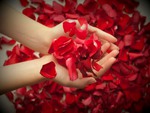 Tenderness of hands and petals