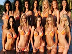 Hooters Girls
