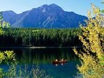 Patricia_Lake_Pyramid_Mountain