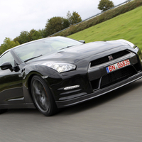 nissan gtr r35 2012