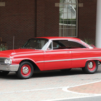1961 Ford Galaxie Starliner