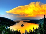When Crater Lake is Golden